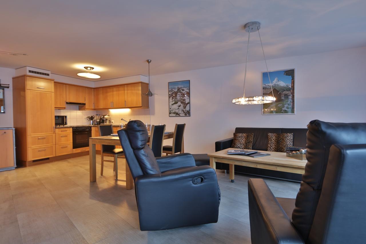 Ferienwohnung Steinmattstrasse Zermatt Esterno foto